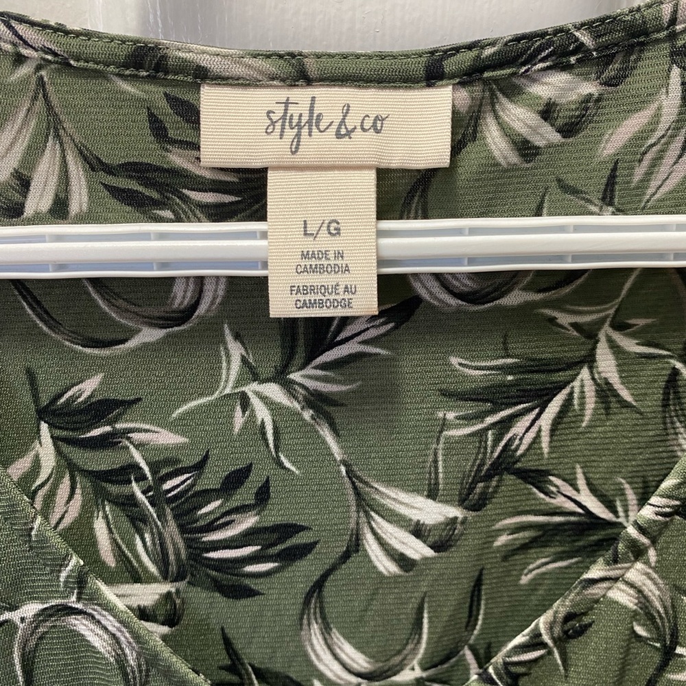 Patterned Style & Co Tank Top - Picture 3 of 4